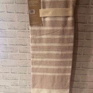 Artisan 34 Striped Throw